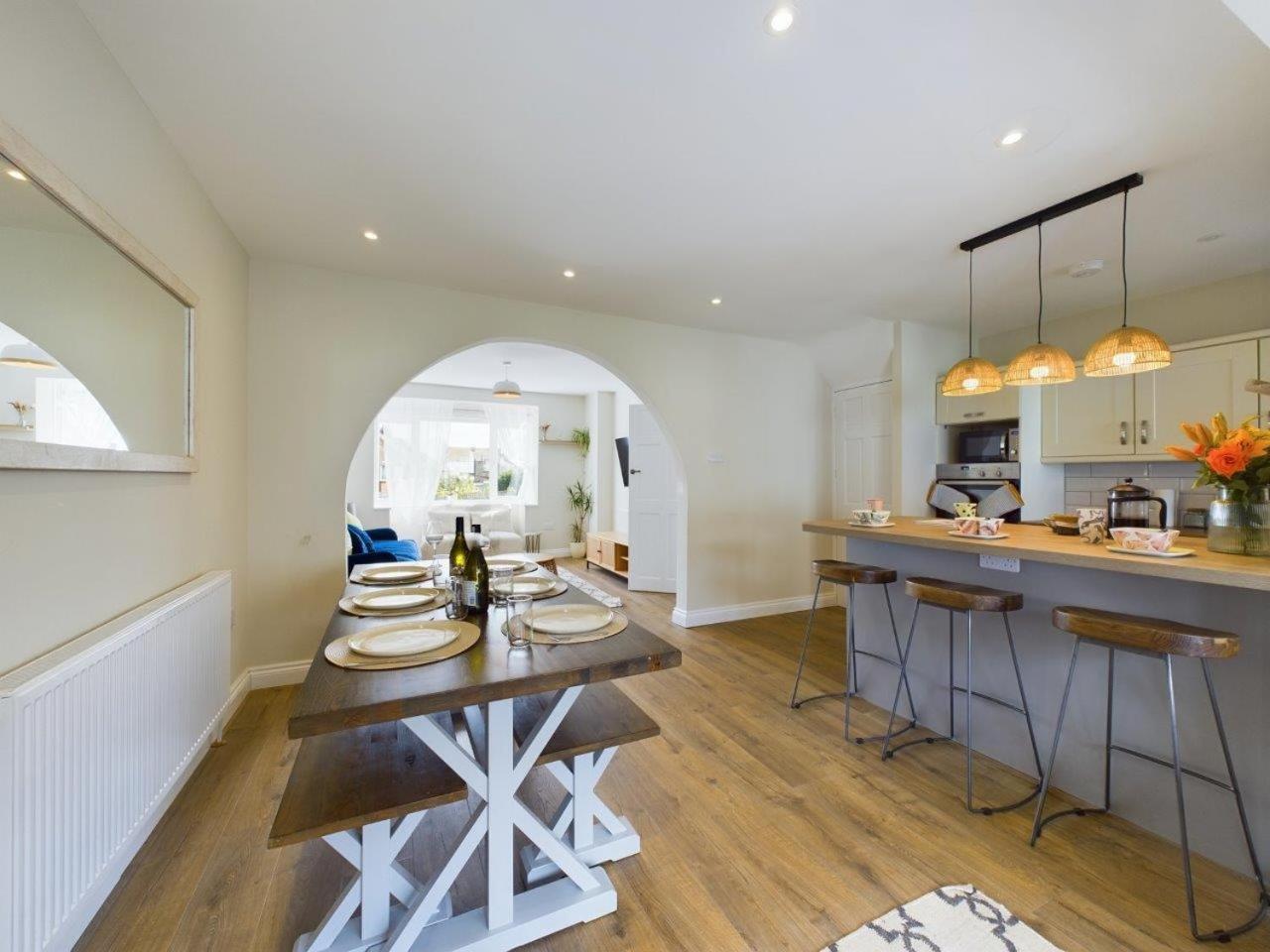 Stones Throw - Stunning House, Mins From Beach And Dogs Welcome Бродстейрс Экстерьер фото